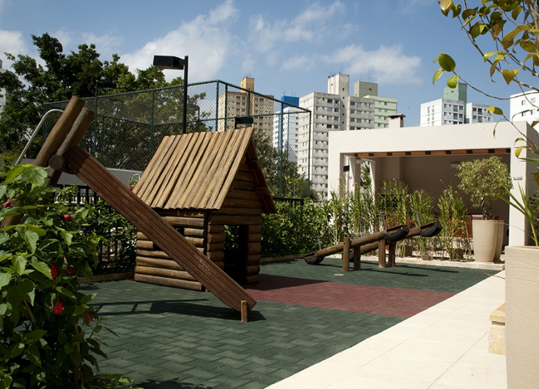 Playground - Fatto Jardim Botânico - Azaleia